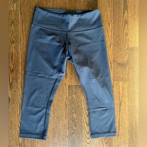 Lululemon crop leggings